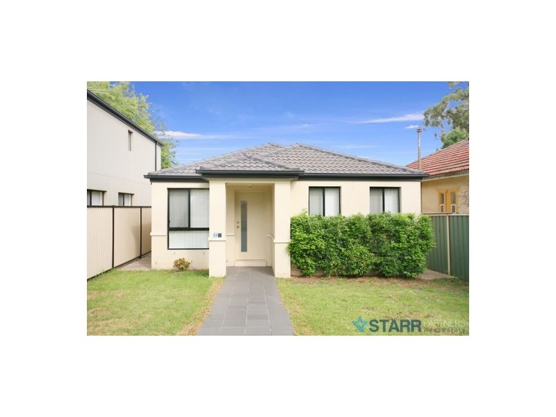 8A Centenary Road, Merrylands NSW 2160