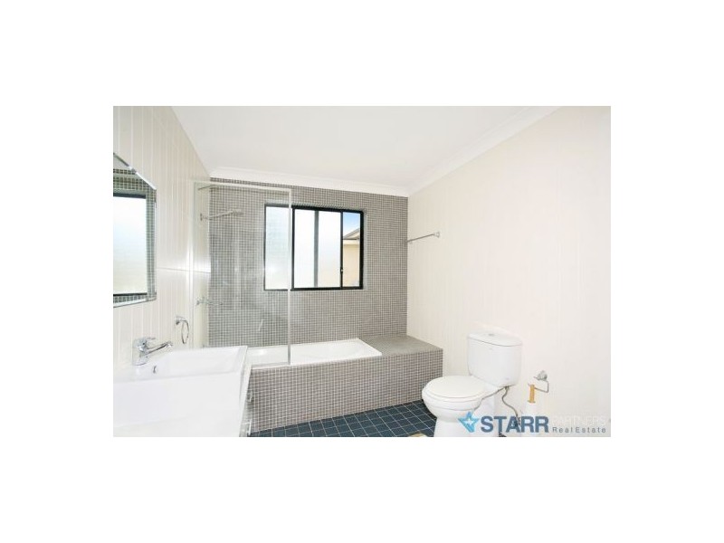 8A Centenary Road, Merrylands NSW 2160