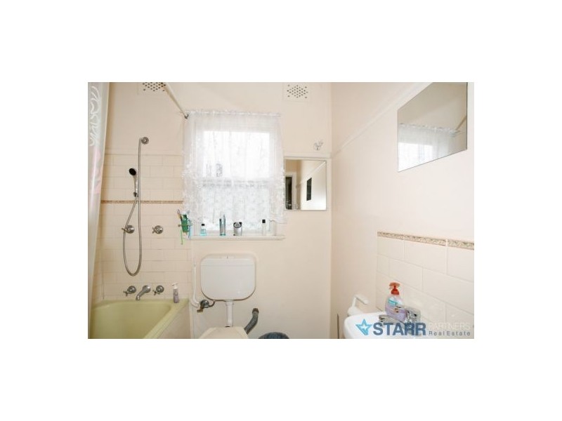 18 Zillah Street, Merrylands NSW 2160