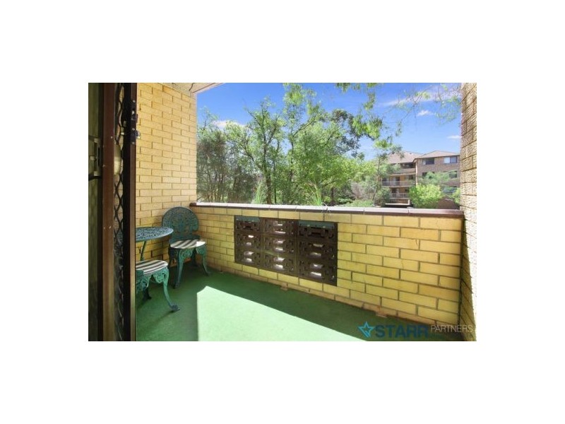 13/4 Arthur Street, Merrylands NSW 2160
