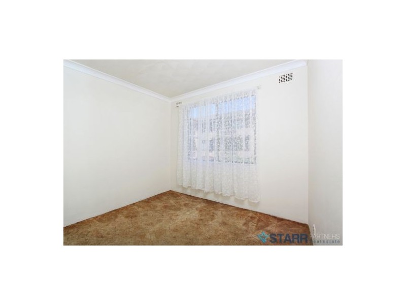 13/4 Arthur Street, Merrylands NSW 2160