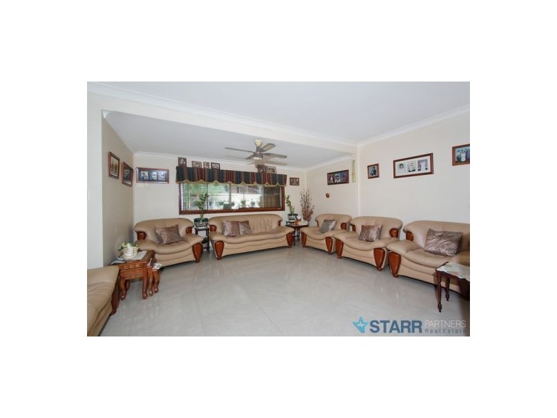 6 Princes Street, Guildford NSW 2161