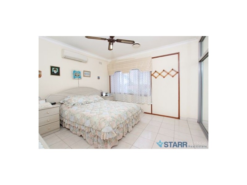 6 Princes Street, Guildford NSW 2161