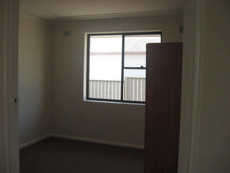 02/02  CECIL STREET, Guildford NSW 2161