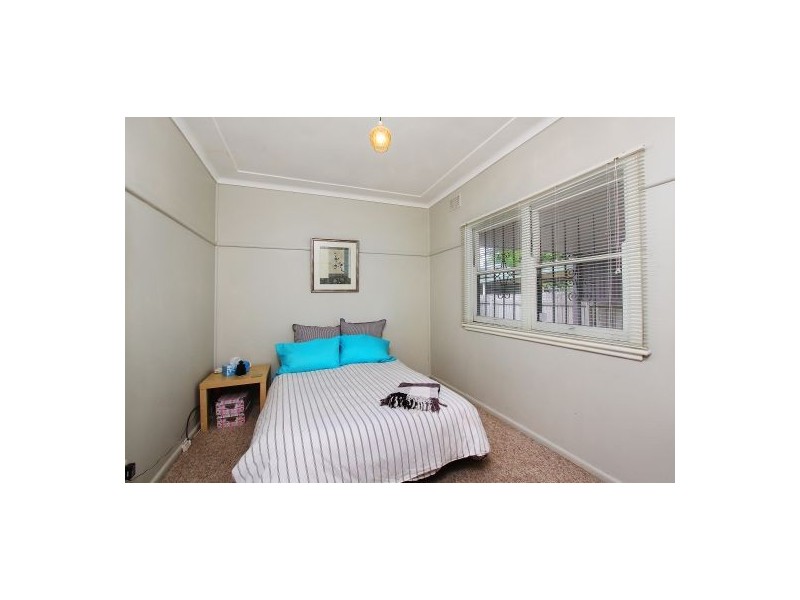 33 Mountford Avenue, Guildford NSW 2161