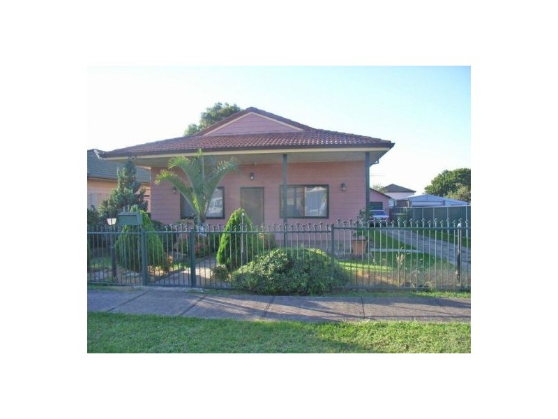19 Earl Street, Merrylands NSW 2160