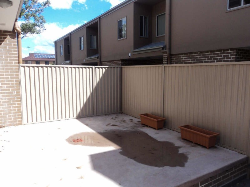 6/30  ST JOHNS ROAD, Auburn NSW 2144