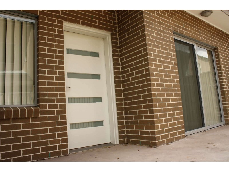 6/30  ST JOHNS ROAD, Auburn NSW 2144