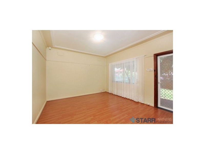 100 Fairfield Road, Guildford NSW 2161