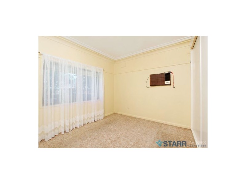 100 Fairfield Road, Guildford NSW 2161