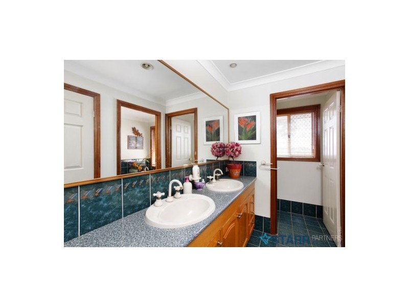 11 Benaud Street, Greystanes NSW 2145