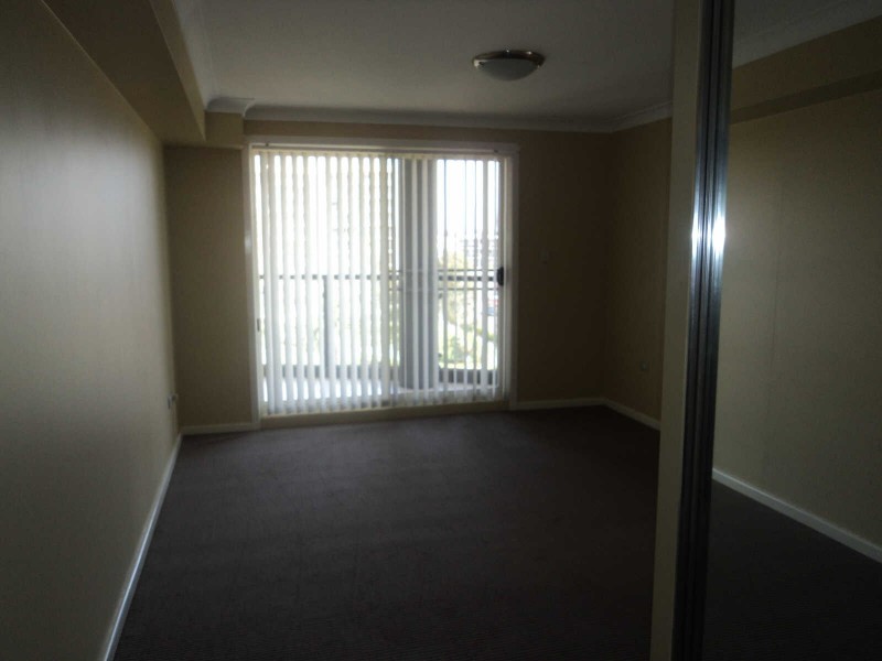 702/91A  Bridge Road, Westmead NSW 2145