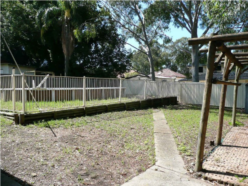 63  LOUGH AVENUE, Guildford NSW 2161