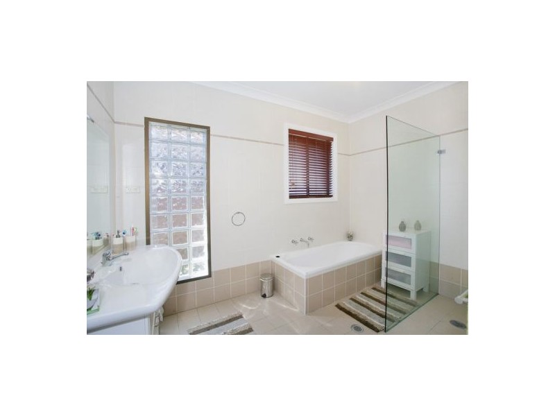 21 Faulds Road, Guildford NSW 2161