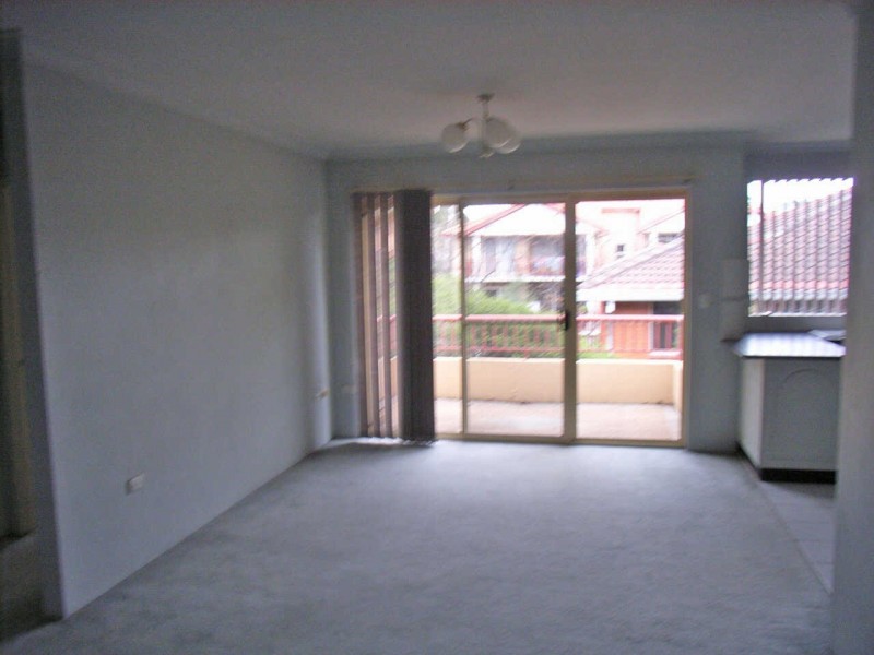 18/102  STAPLETON STREET, Pendle Hill NSW 2145