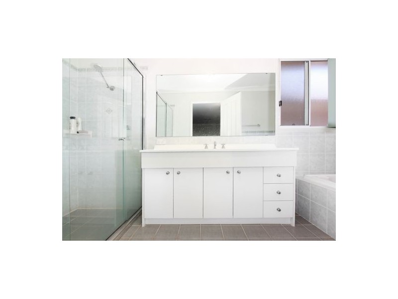 5 Cummings Avenue, Pemulwuy NSW 2145