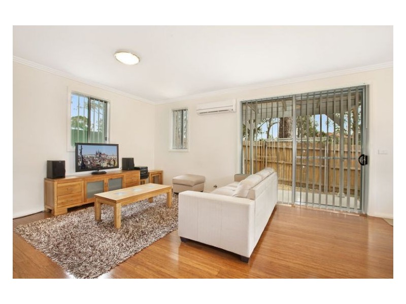 19/100 Kenyons Road, Merrylands NSW 2160