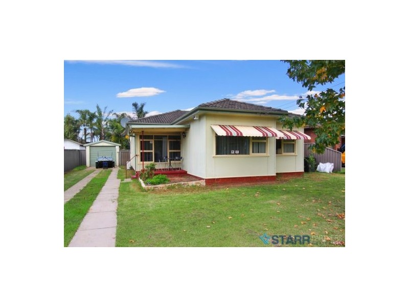 11 Oklahoma Avenue, Toongabbie NSW 2146