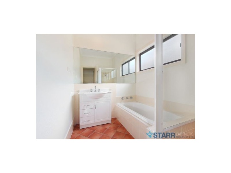 11 Oklahoma Avenue, Toongabbie NSW 2146