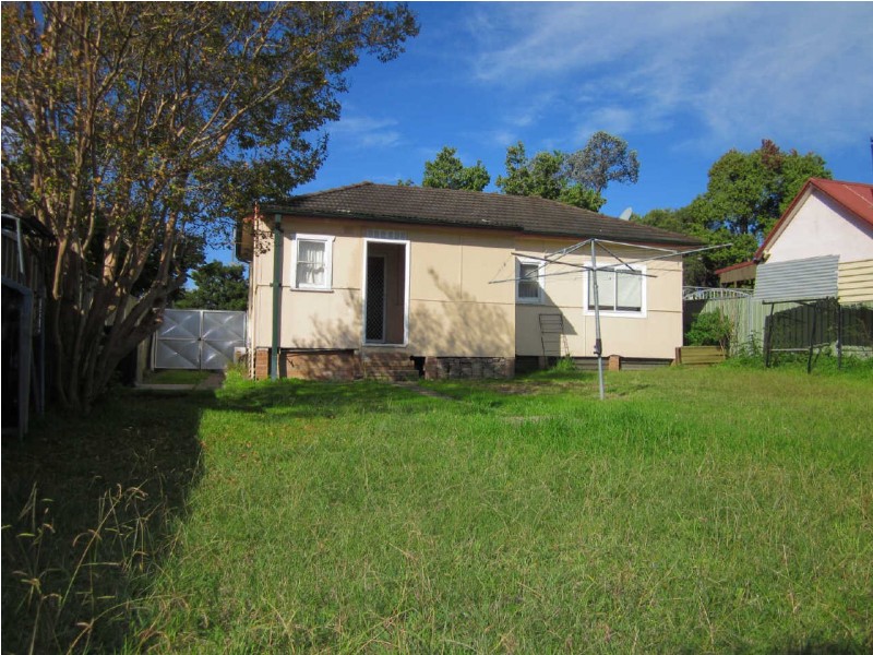 66  BALLANDELLA ROAD, Toongabbie NSW 2146