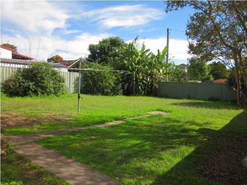 66  BALLANDELLA ROAD, Toongabbie NSW 2146