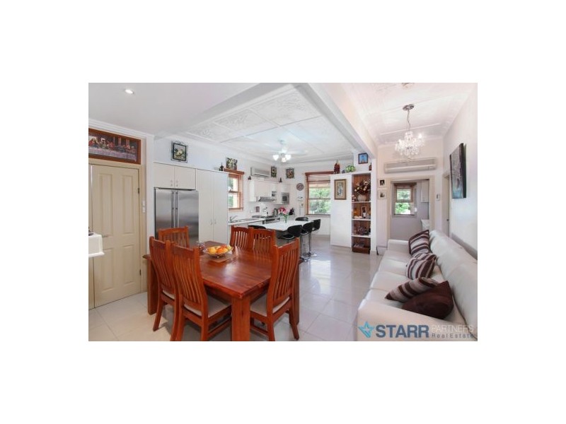 4  Lansdowne Street, Parramatta NSW 2150