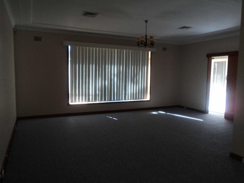 2  HENRY STREET, Guildford NSW 2161