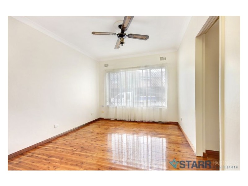 4/14-16 Sherwood Road, Merrylands NSW 2160