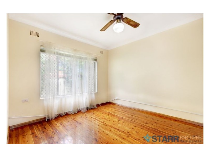 4/14-16 Sherwood Road, Merrylands NSW 2160