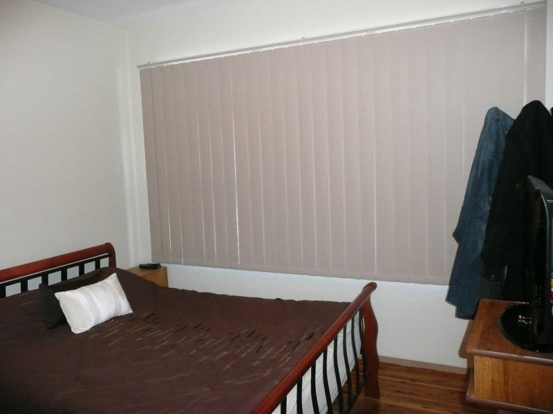 77 WARREN ROAD, Woodpark NSW 2164