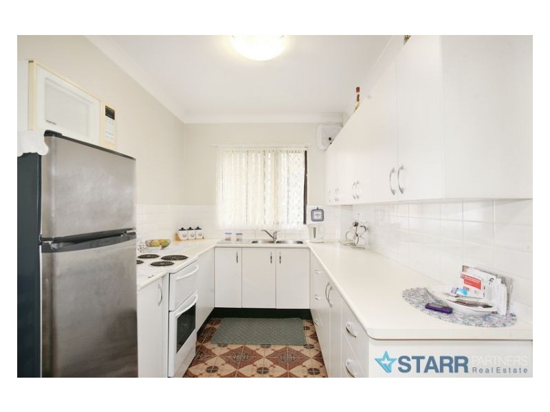 5/10 Paton Street, Merrylands NSW 2160