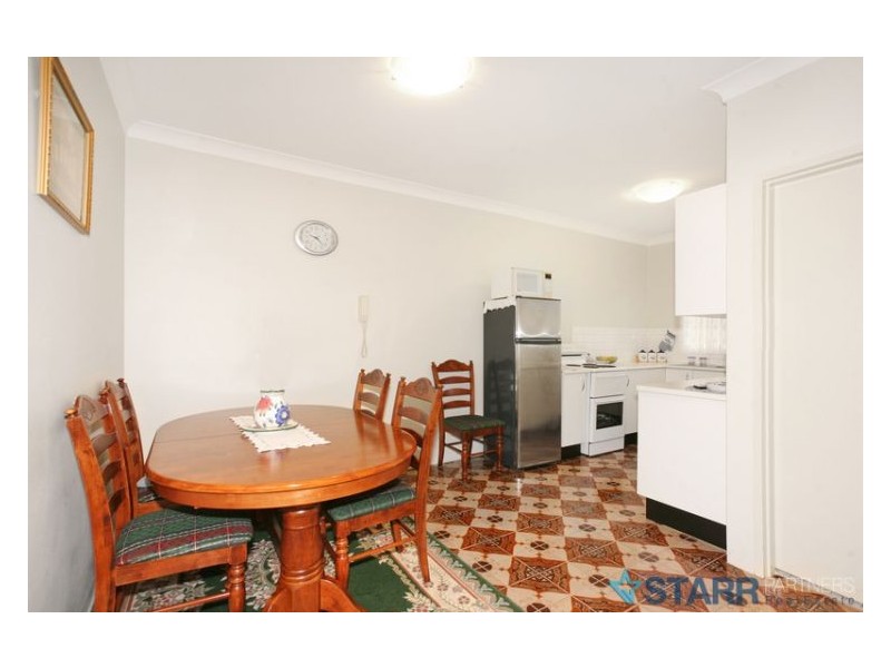 5/10 Paton Street, Merrylands NSW 2160