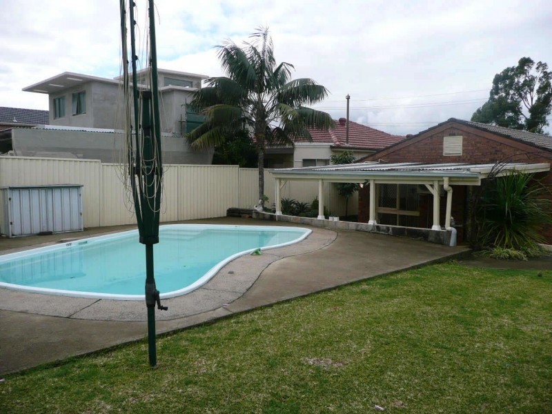 110  WARWICK ROAD, Merrylands NSW 2160