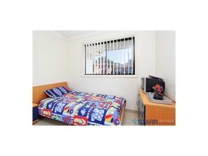 6 Royal Place, Greystanes NSW 2145