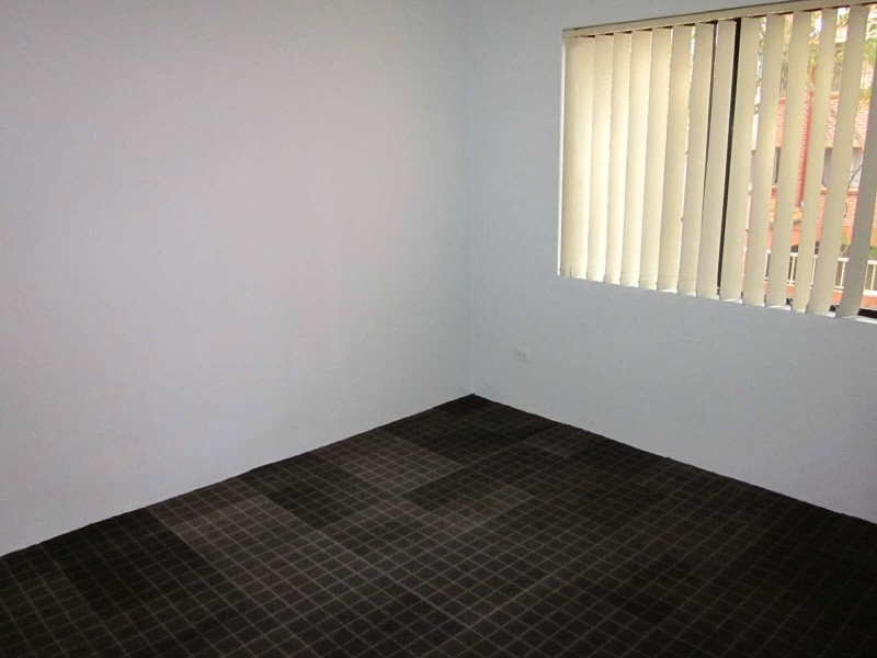 04/39  SHEFFIELD STREET, Merrylands NSW 2160