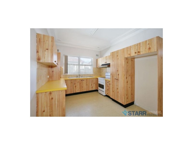 29 West Street, Guildford NSW 2161