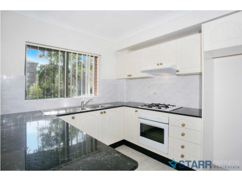 2/10  ARTHUR STREET, Merrylands NSW 2160
