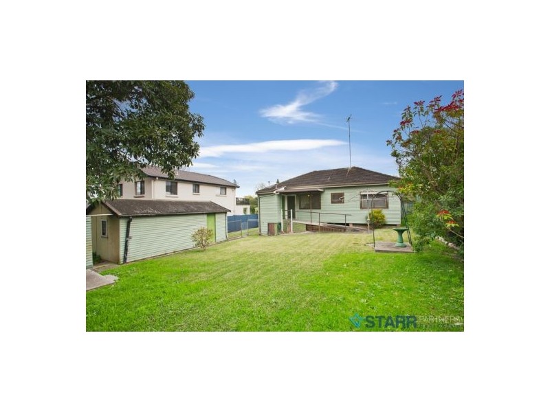 17 Virginia Street, Guildford West NSW 2161