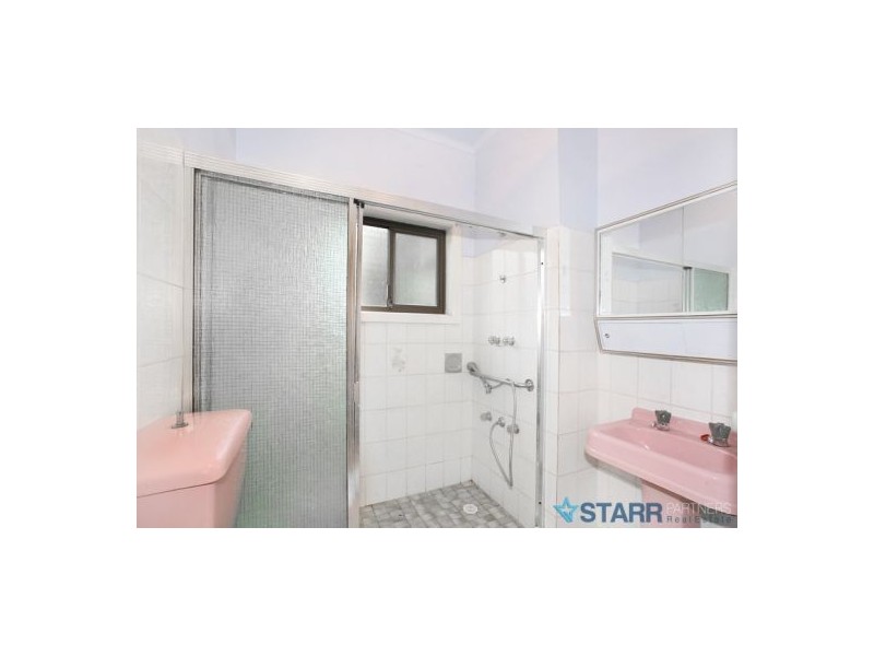 17 Virginia Street, Guildford West NSW 2161