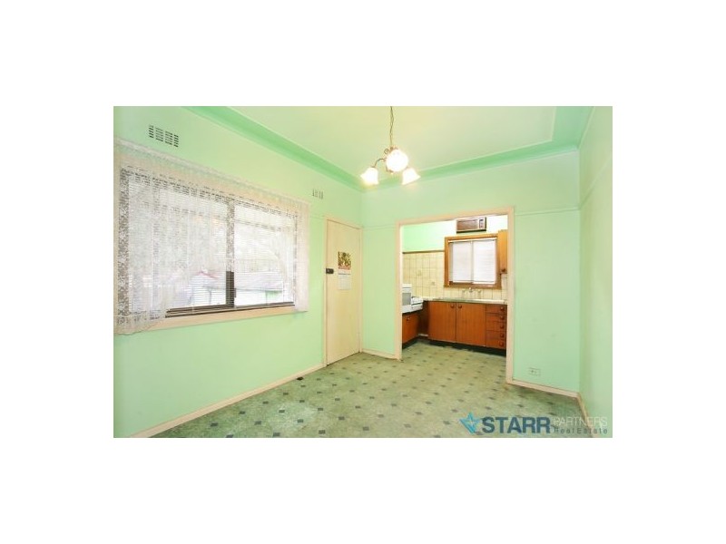 17 Virginia Street, Guildford West NSW 2161