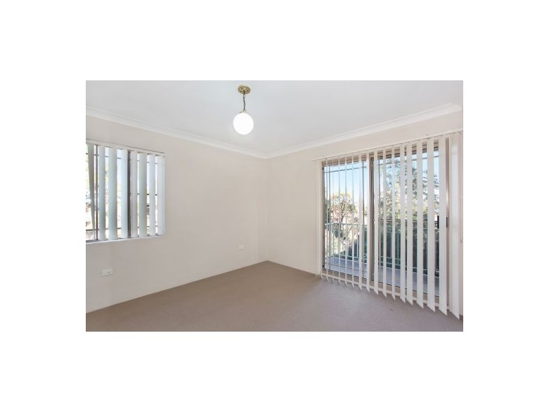 8/58 Birmingham Street, Merrylands NSW 2160