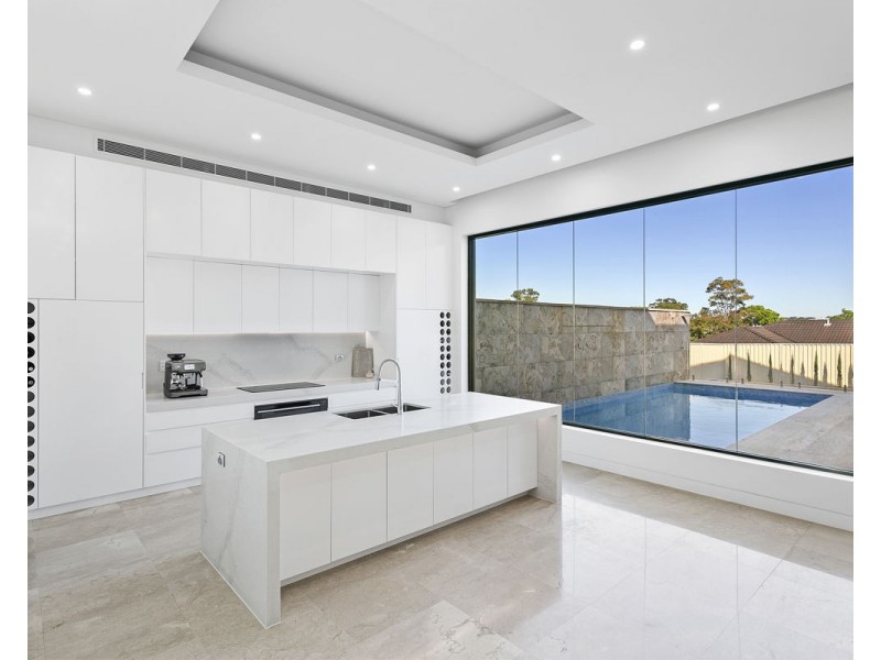 8 Vincent Street, Merrylands NSW 2160