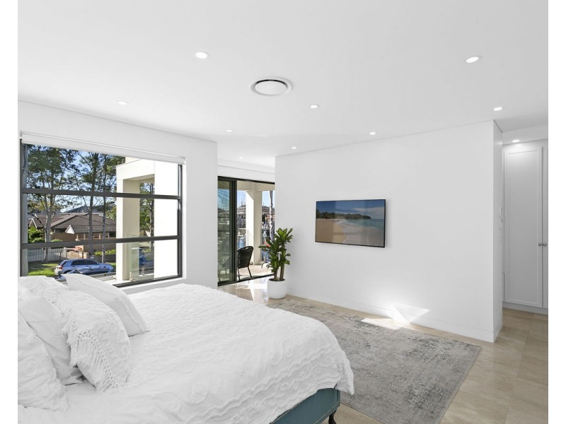 8 Vincent Street, Merrylands NSW 2160