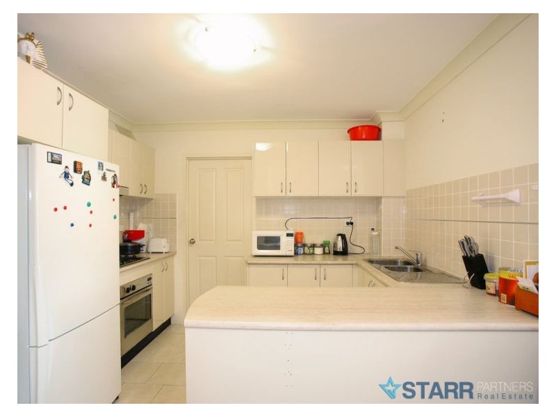 18/2-4 Kane Street, Guildford NSW 2161