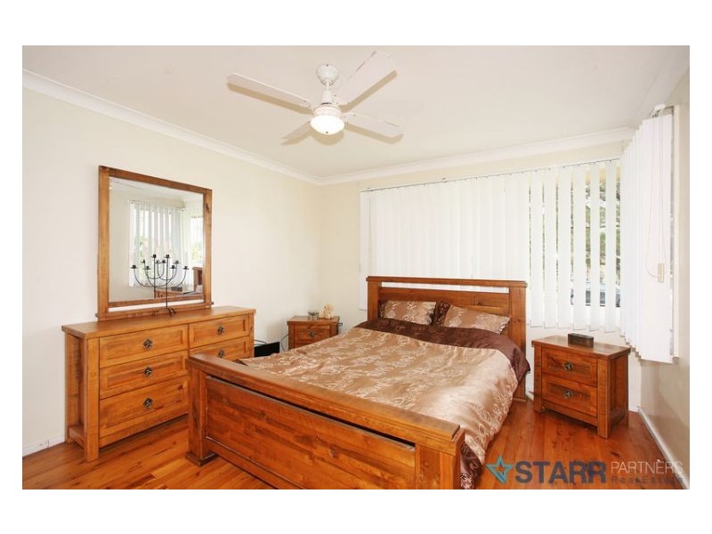 20 Greenmeadows Crescent, Toongabbie NSW 2146