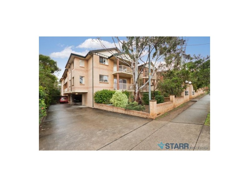 2/66 Pitt Street, Granville NSW 2142