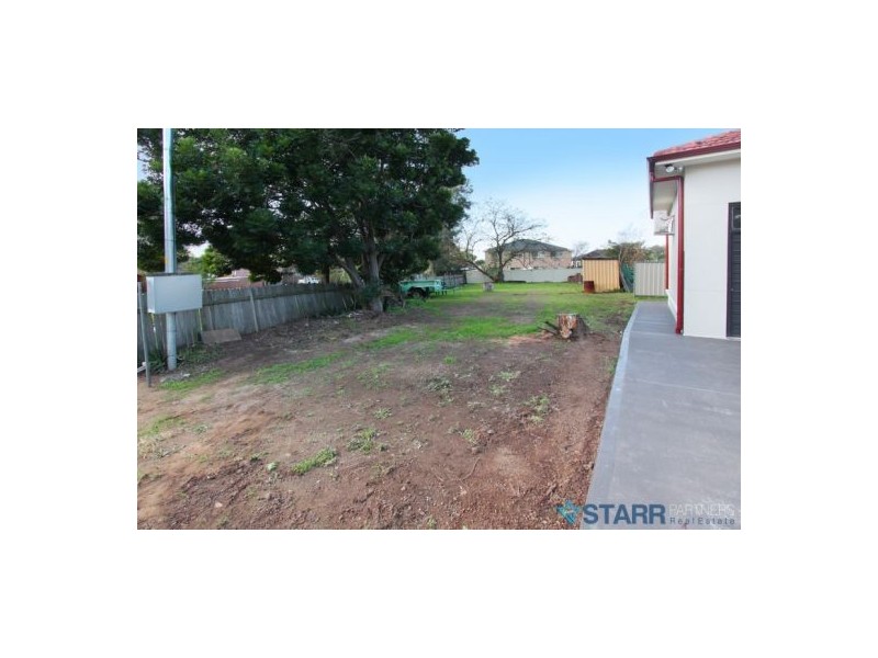 6a Royal Place, Greystanes NSW 2145