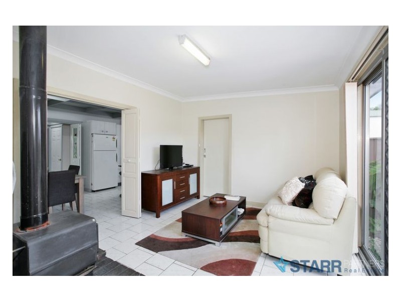 18 Warialda Street, Merrylands NSW 2160