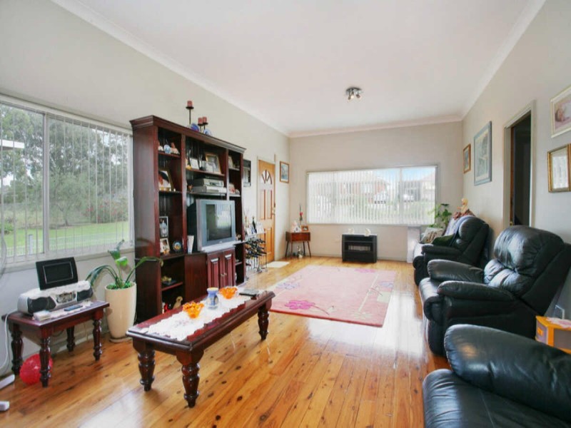 24  BERESFORD ROAD, Greystanes NSW 2145