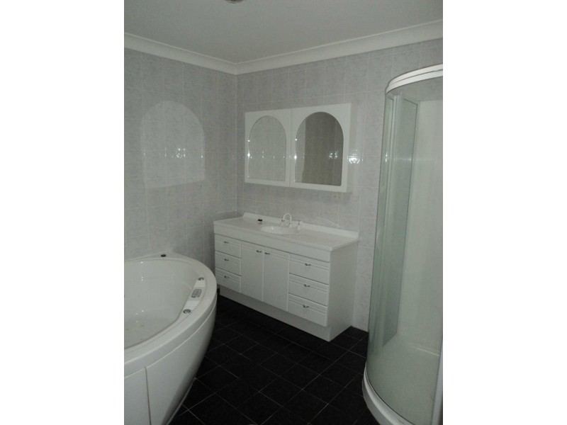 60  TAMBOURA STREET, Baulkham Hills NSW 2153